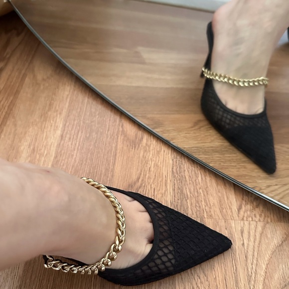 Zara - Picture 3 of 6